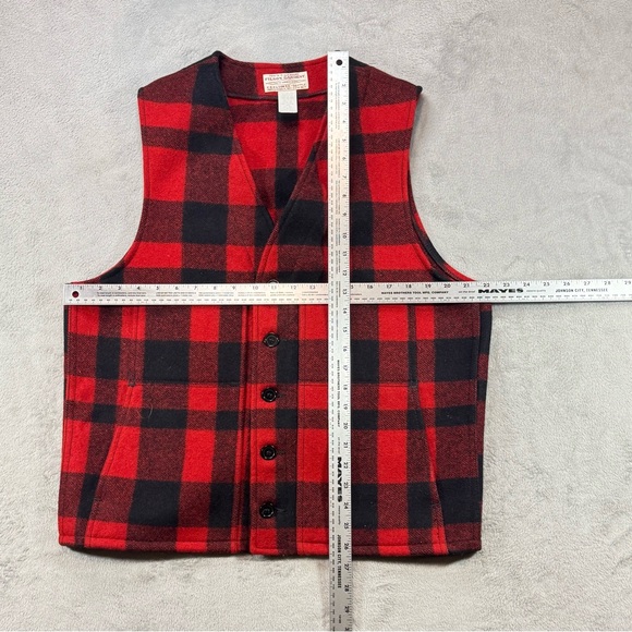 Filson Mackinaw Cruiser 100%Wool Vest Mens44 Red Black Buffalo Plaid Made In USA - Picture 4 of 5